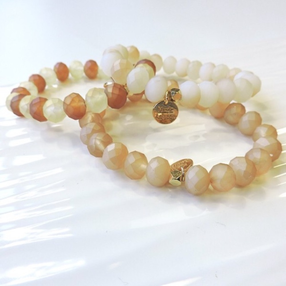 Bracelets - Picture 4 of 6